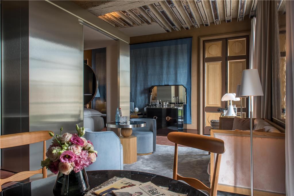 Hotel Cour Des Vosges 5*