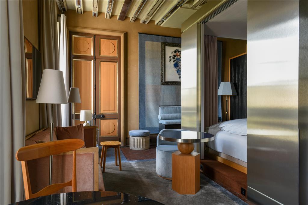 Cour Des Vosges Hotel Paris